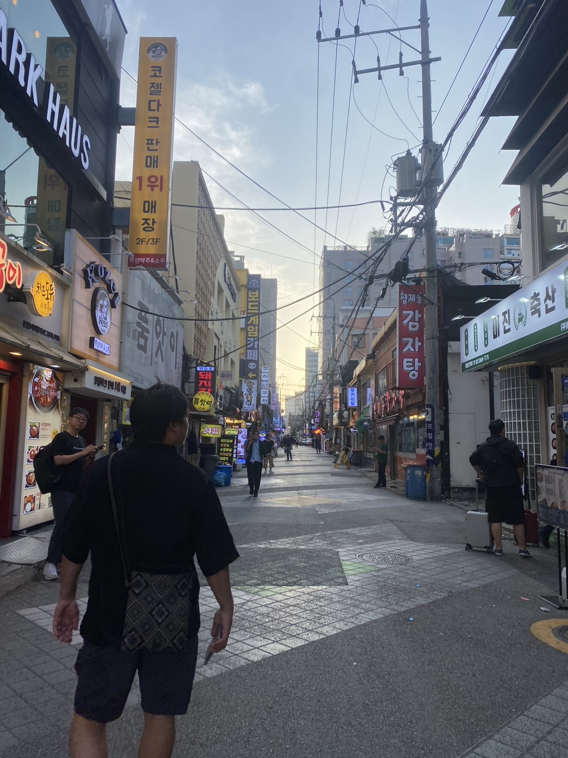 「お疲れ様!」営業チームの韓国リフレッシュ旅✨